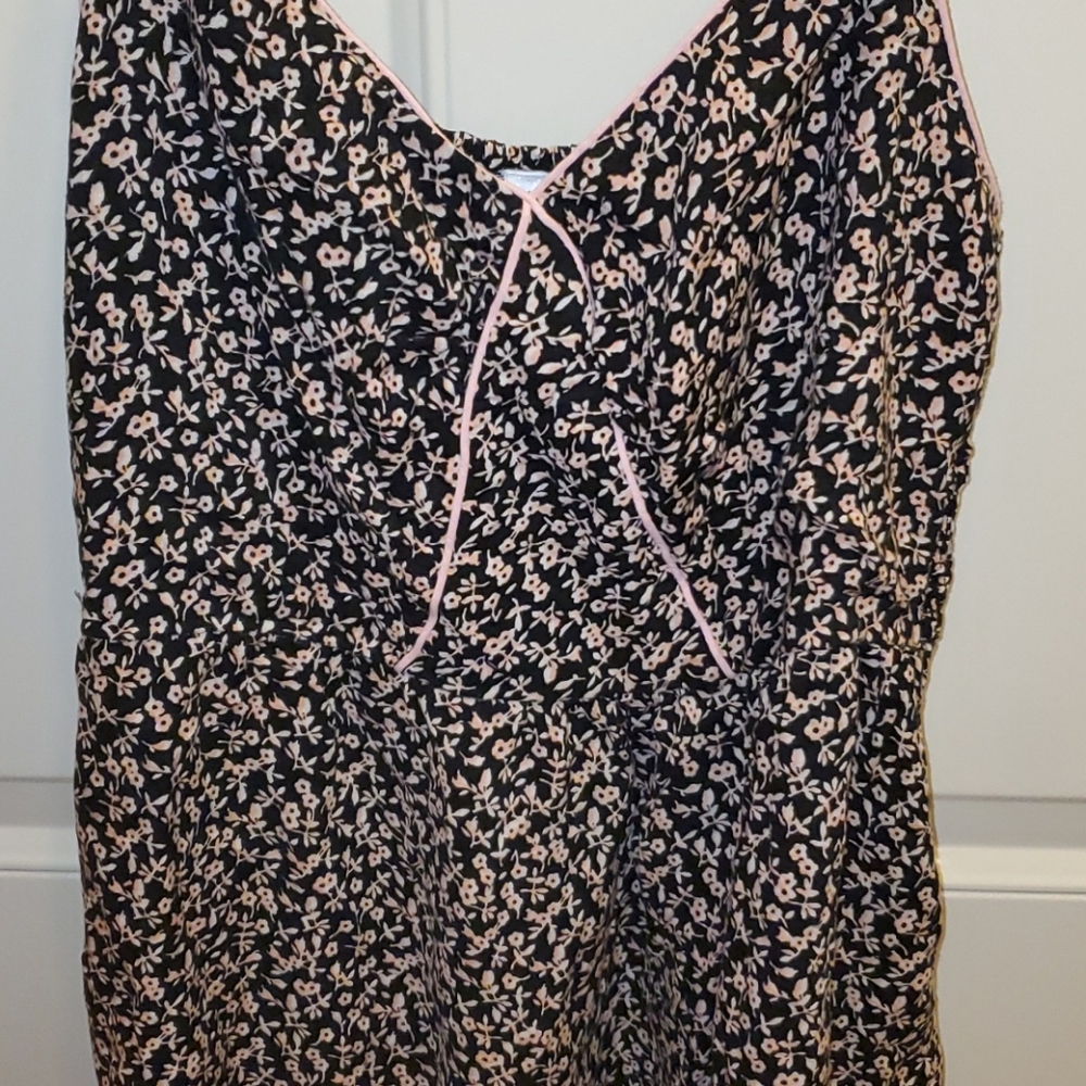 Summer dress - Picture 2 of 8